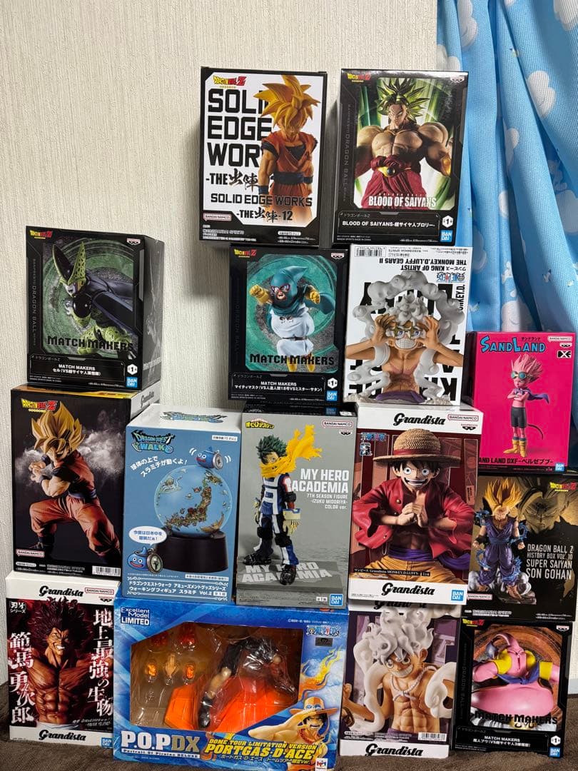 プライズ　フィギュア　まとめ売り14点＋ONE PIECEフィギュア pop