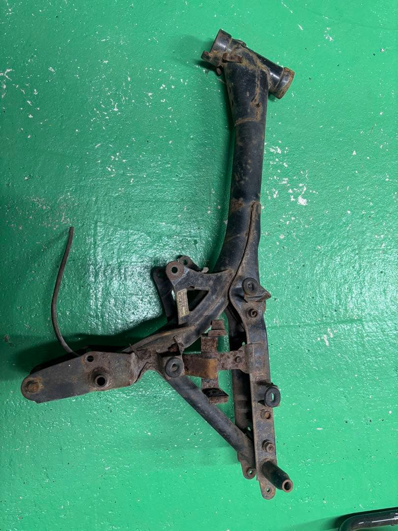 モンキー　4L フレーム　書類有り 693wモンキー 4Lタイプフレーム ホワイト｜ モンキーパーツはバイク