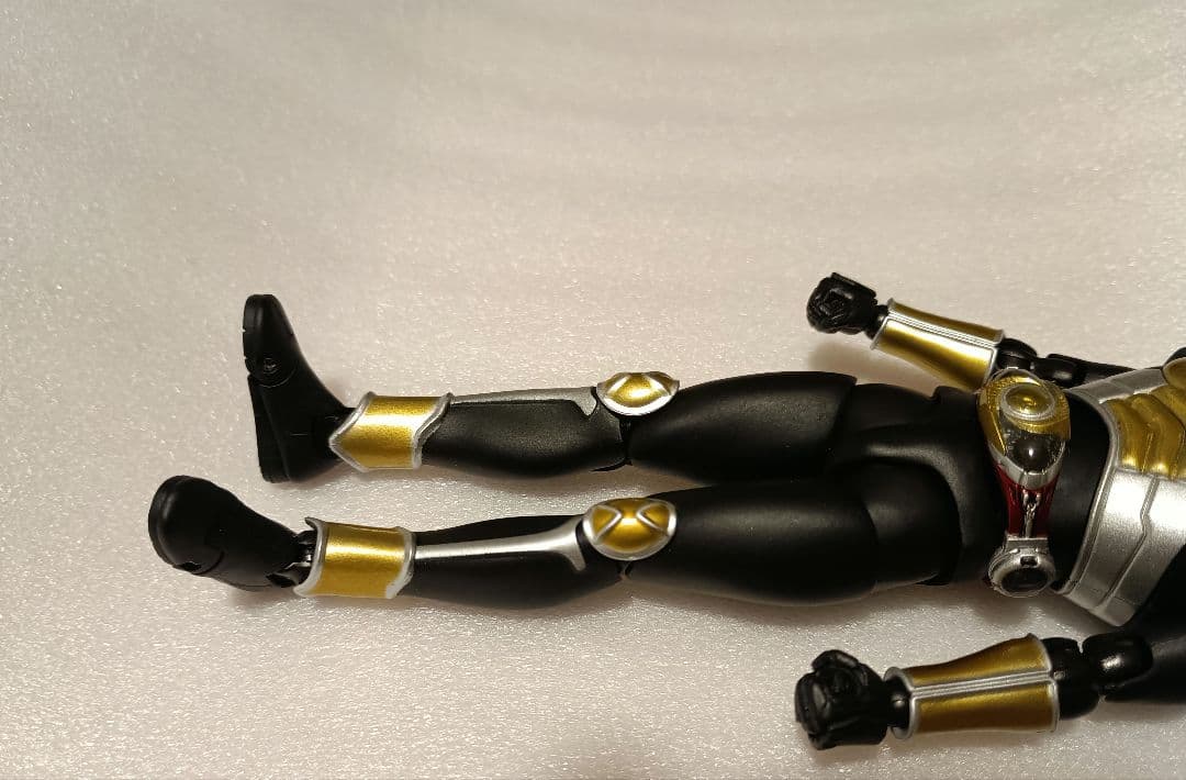 S.H.Figuarts 真骨彫製法 仮面ライダーアギト グランドフォーム