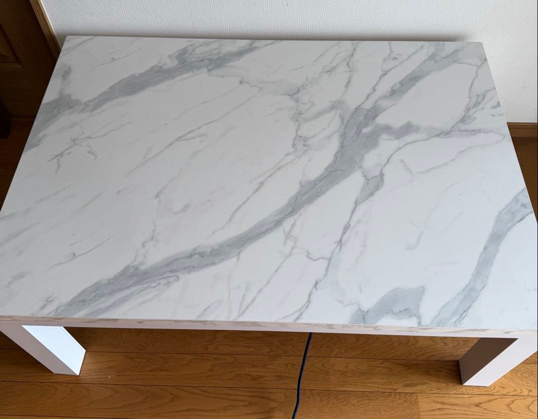 ニトリこたつテーブル　大理石調　ホワイト