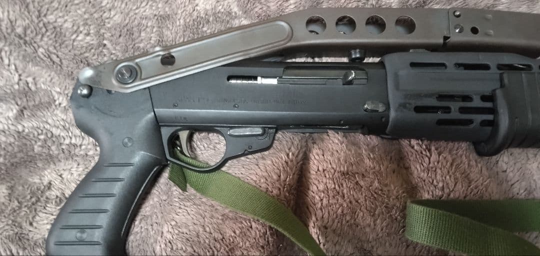 KTW SPAS12 エアコッキングガン ライト付き - メルカリ