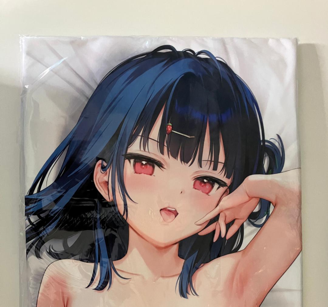 正規品 未開封 抱き枕カバー 水着ver いちご mignon