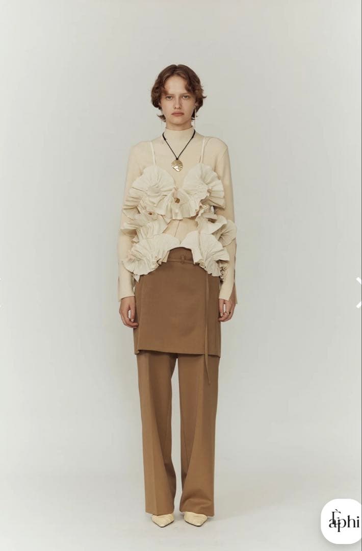 eaphi FEELING FRILLS BUSTIER - メルカリ