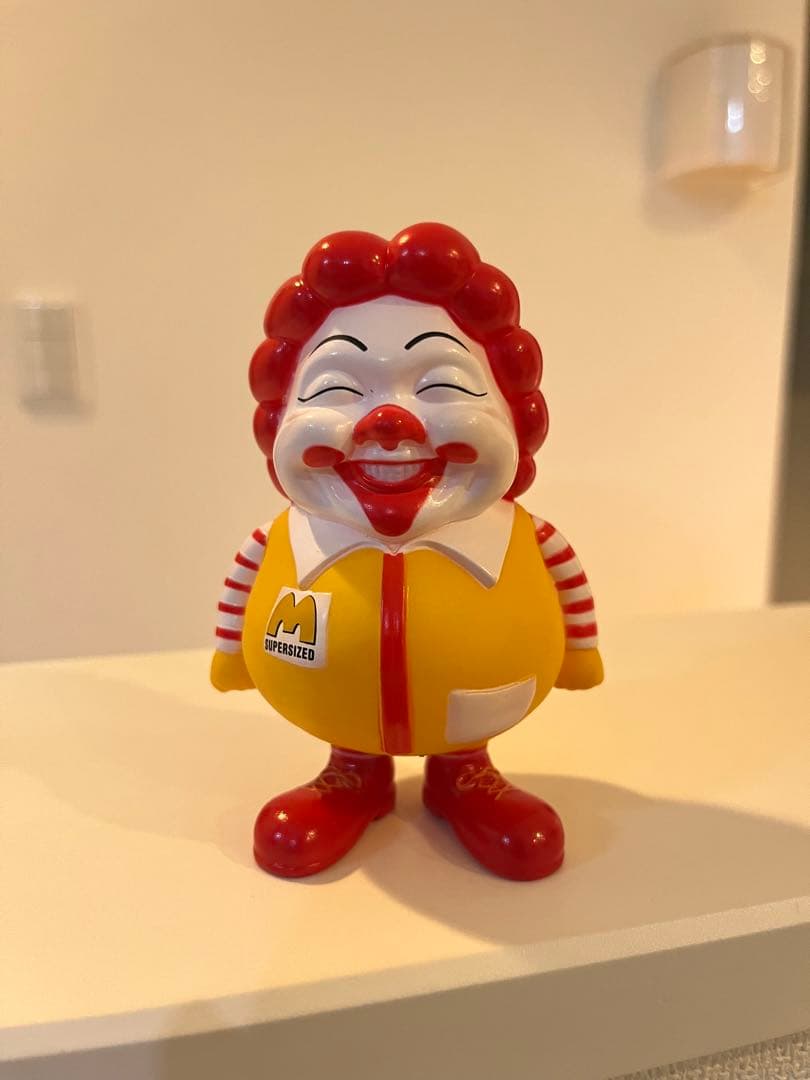 ゲームキャラクター POPAGANDA-Ron English