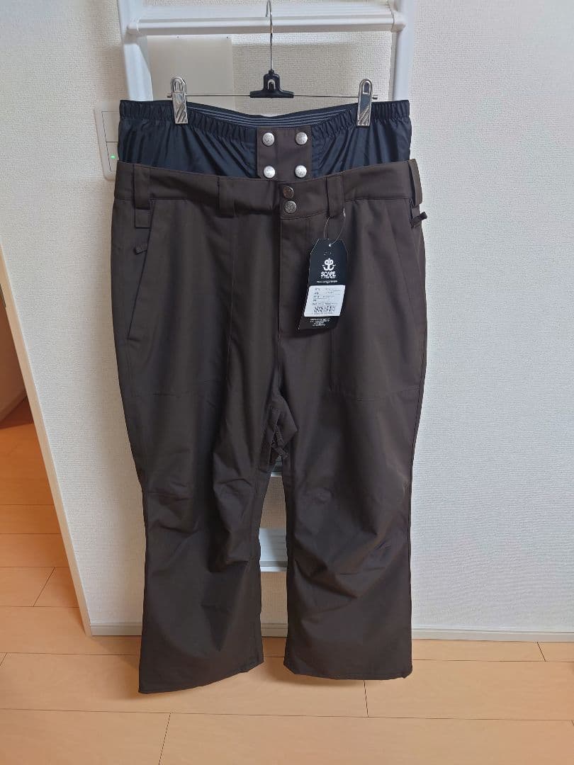 新品未使用　SCAPE M ダークブラウン スノーボードウェア