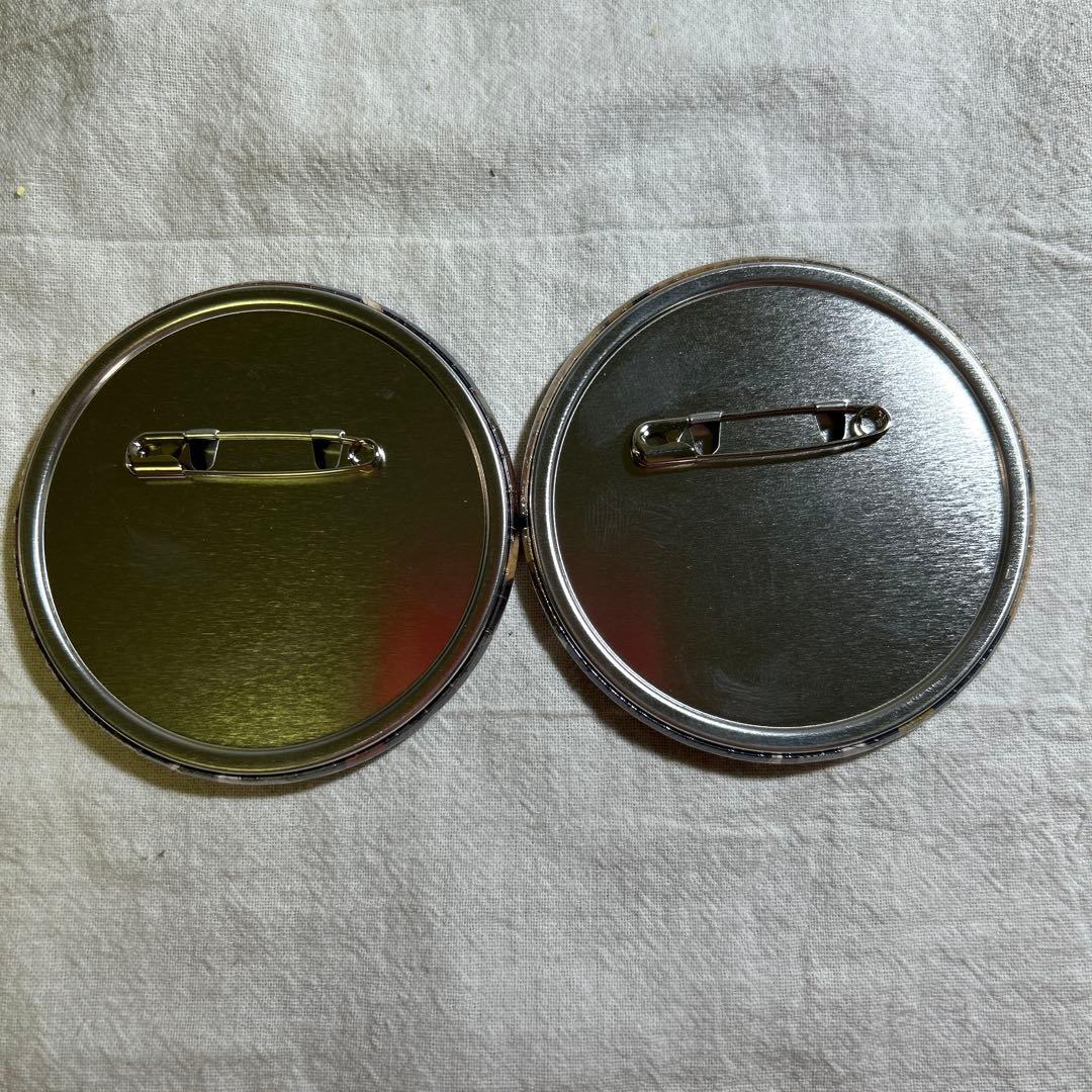 憂国のモリアーティ 缶バッジ 2枚セット - メルカリ