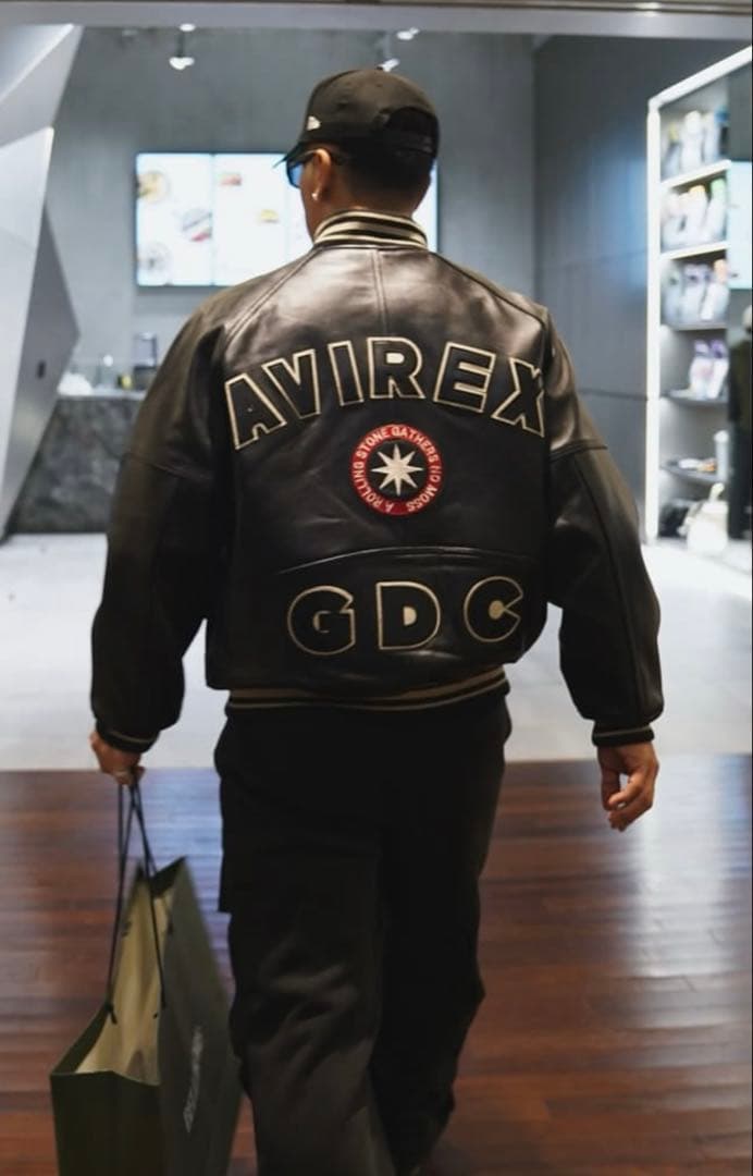 AK-69 着用 AVIREX × GDC コラボ レザー スタジャン M - メルカリ