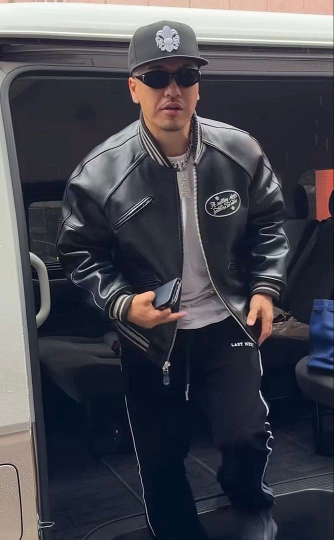 AK-69 着用 AVIREX × GDC コラボ レザー スタジャン M - メルカリ