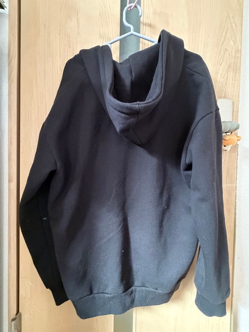 BTS LOVE YOURSELFとBTS MOS TOURのパーカー2枚セット - メルカリ