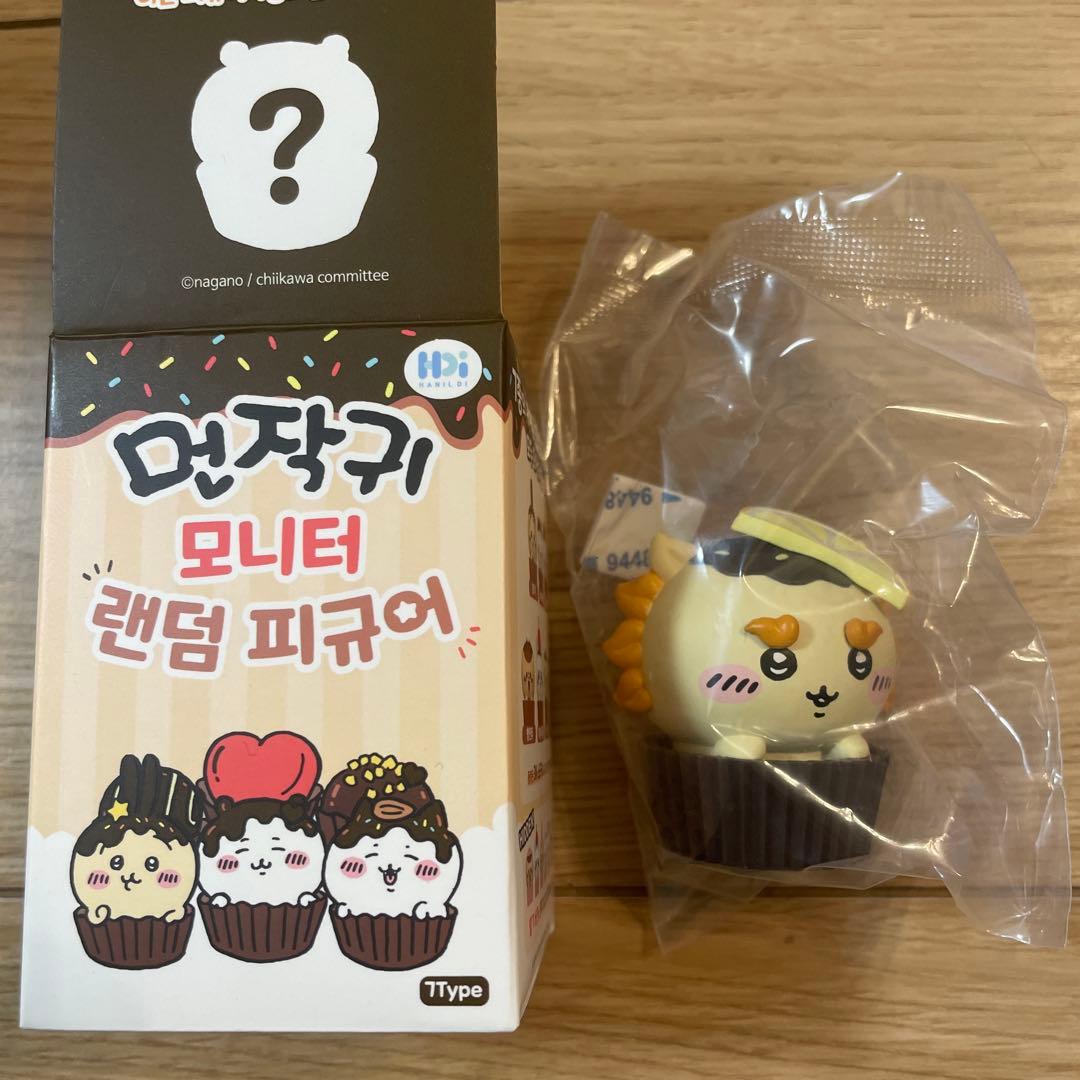 韓国限定】ちいかわ チョコカップケーキフィギュア シーサー