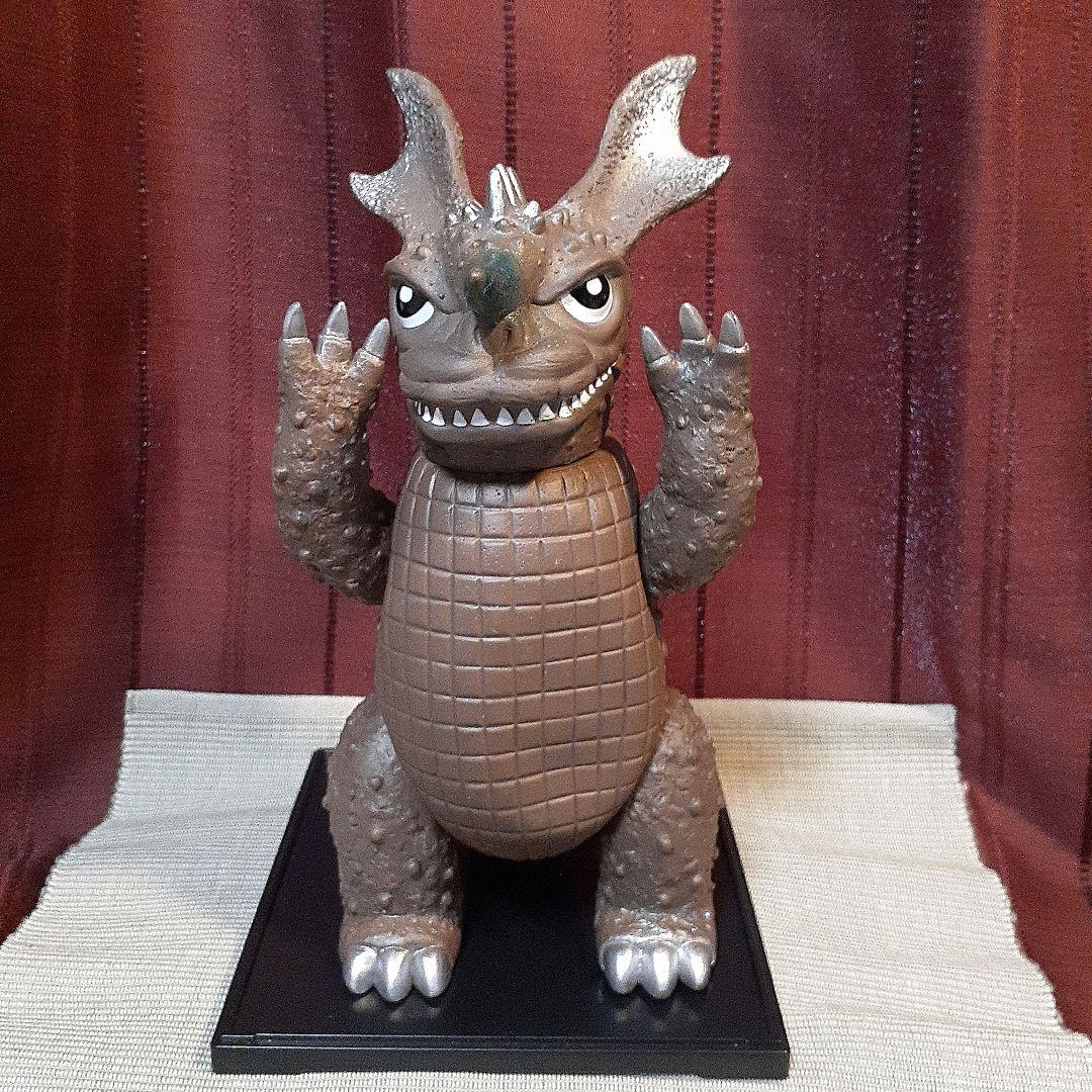 マーミットバラゴン ソフビ - メルカリ