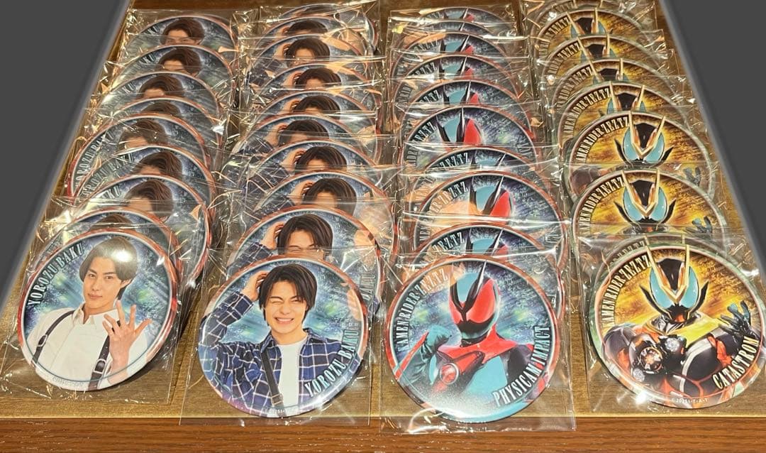 万津莫 セブン 仮面ライダーゼッツ 缶バッジ セット - メルカリ