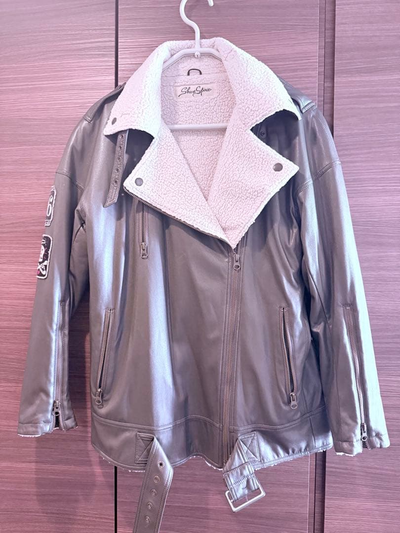 ブランドSHARESPIRIT グレー レザー シングルライダースジャケット 革ジャン 襟付きシングル レザージャケット｜カドヤ公式オンライン
