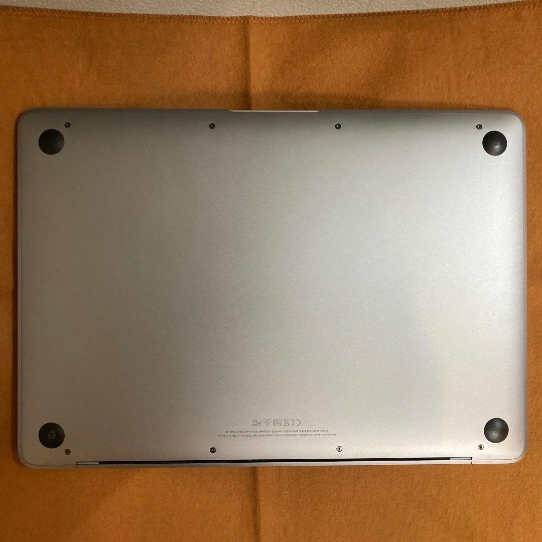 美品】MacBook 12インチ 2017（充電回数75回）+レザースリーブ - メルカリ