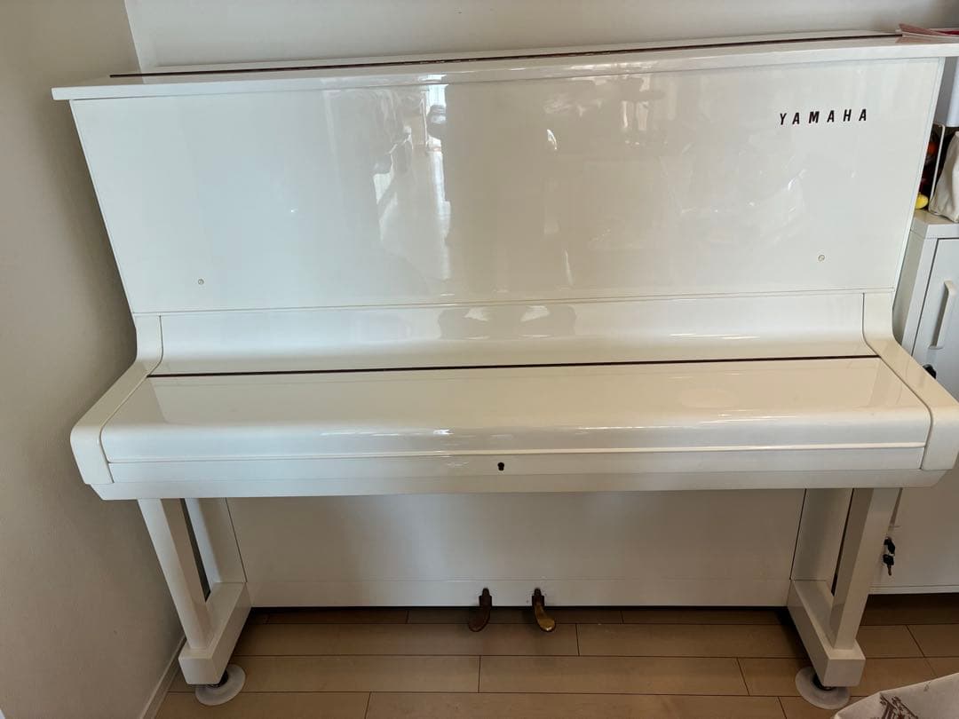 YAMAHA アップライトピアノ ホワイト　NOU-3