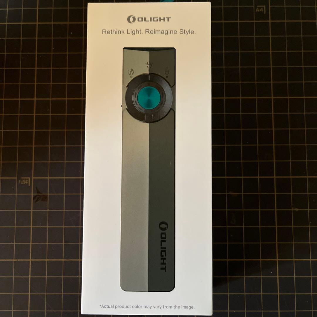 OLIGHT Ark Pro ツートンカラー Olight ArkPro Silver Flashlight Review - ZeroAir Reviews