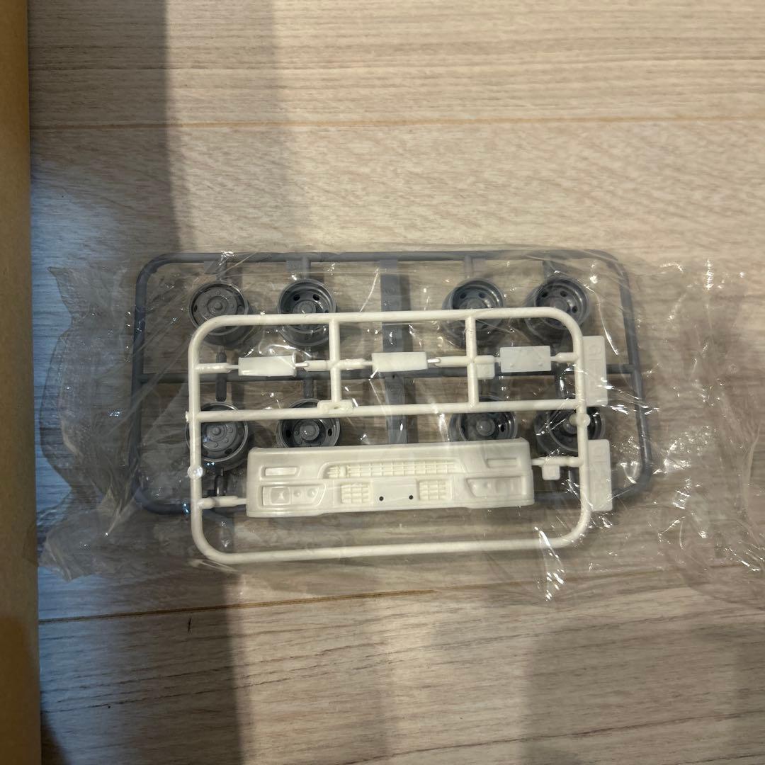 1/32ビッグカスタムトラック No.12 いすゞ ギガトレーラー未組立品