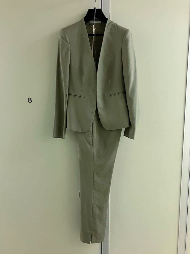 〓BEIGE,〓 khaki ノーカラー ボタンレス セットアップ スーツ