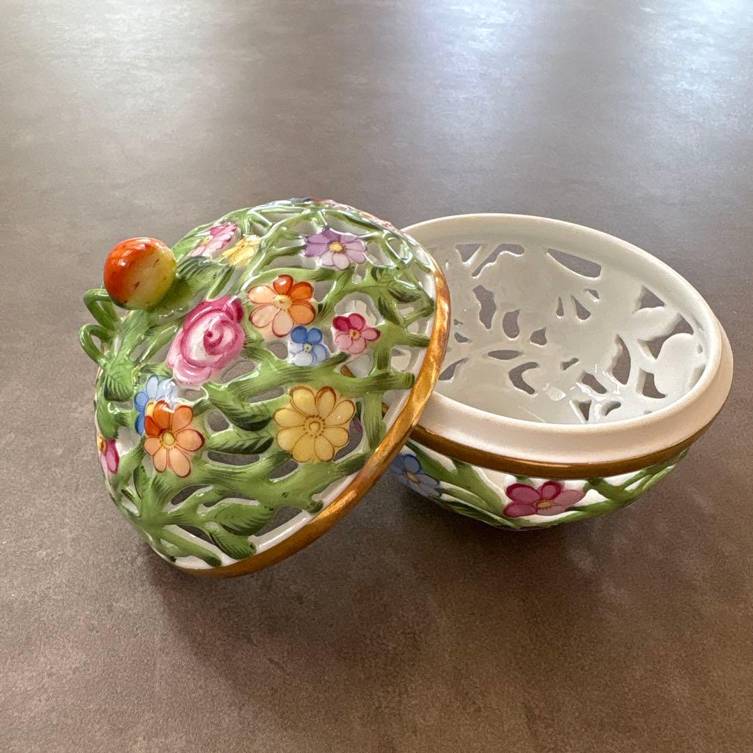 ヘレンド ボンボニエール ファンタジーシリーズ いちご 小花柄 透かし