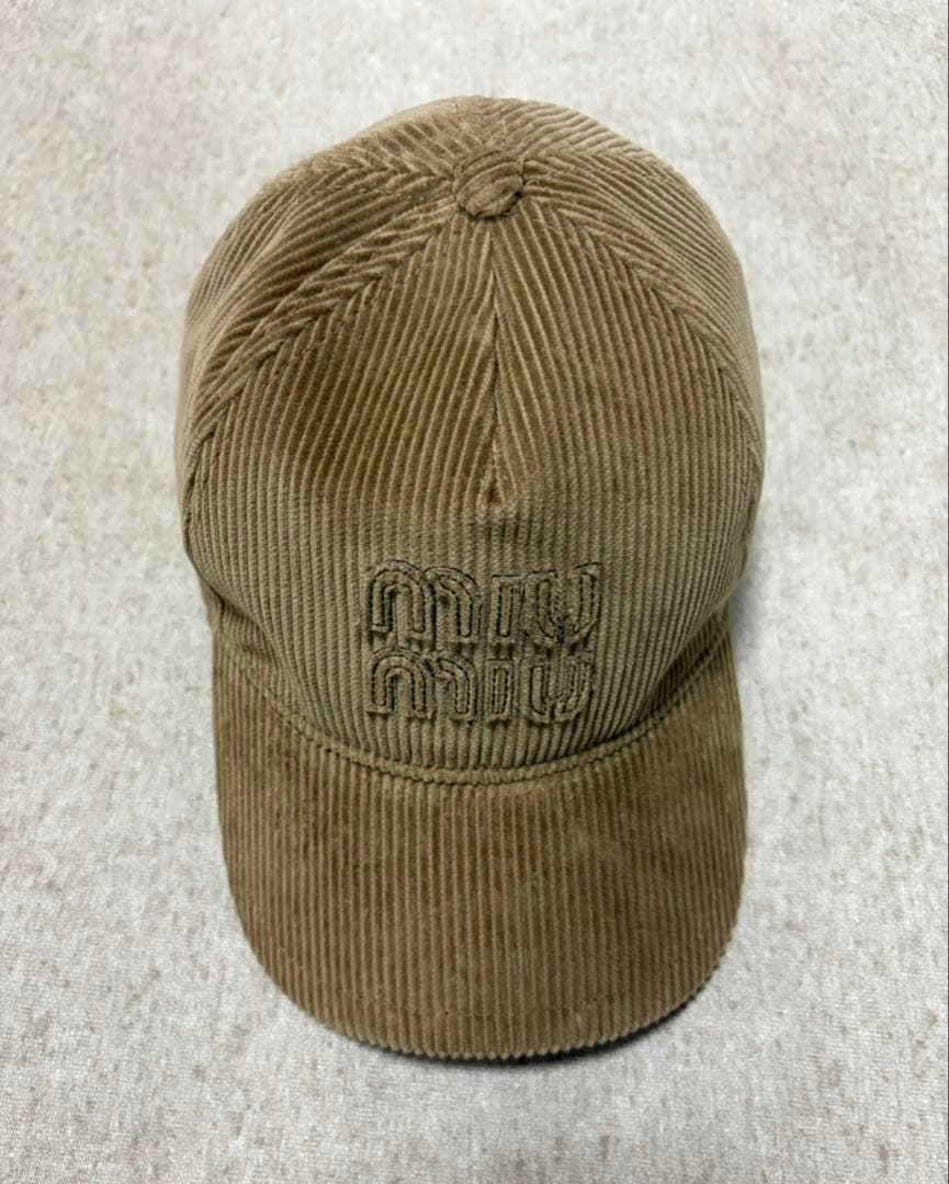 [明日までの限定価格 希少 美品]miu miu コーデュロイキャップ