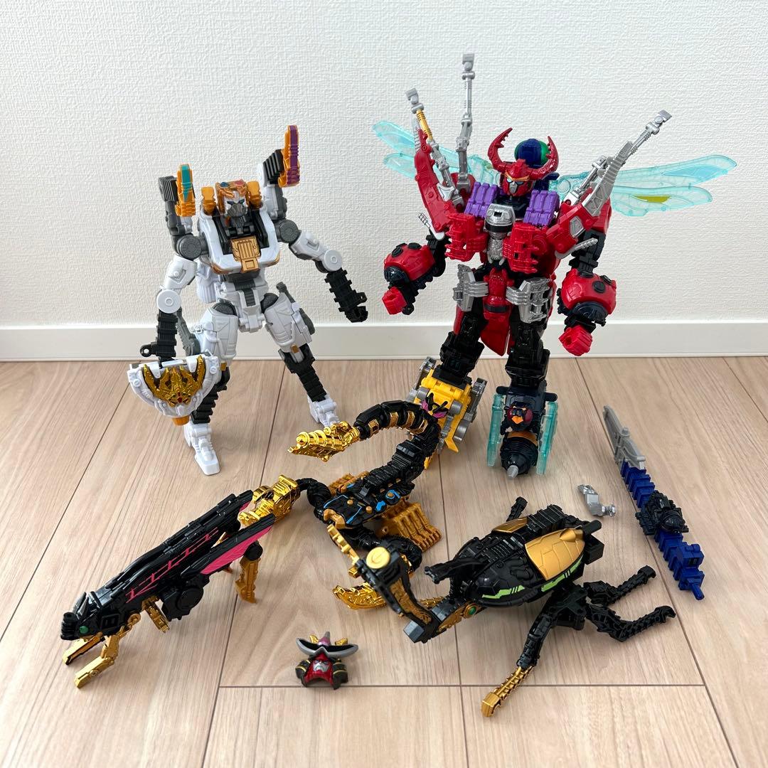 王様戦隊 DXキングオージャー タランチュラナイト　3大シュゴッド 現状品 王様戦隊キングオージャー DXタランチュラナイト |ジャンルで探す