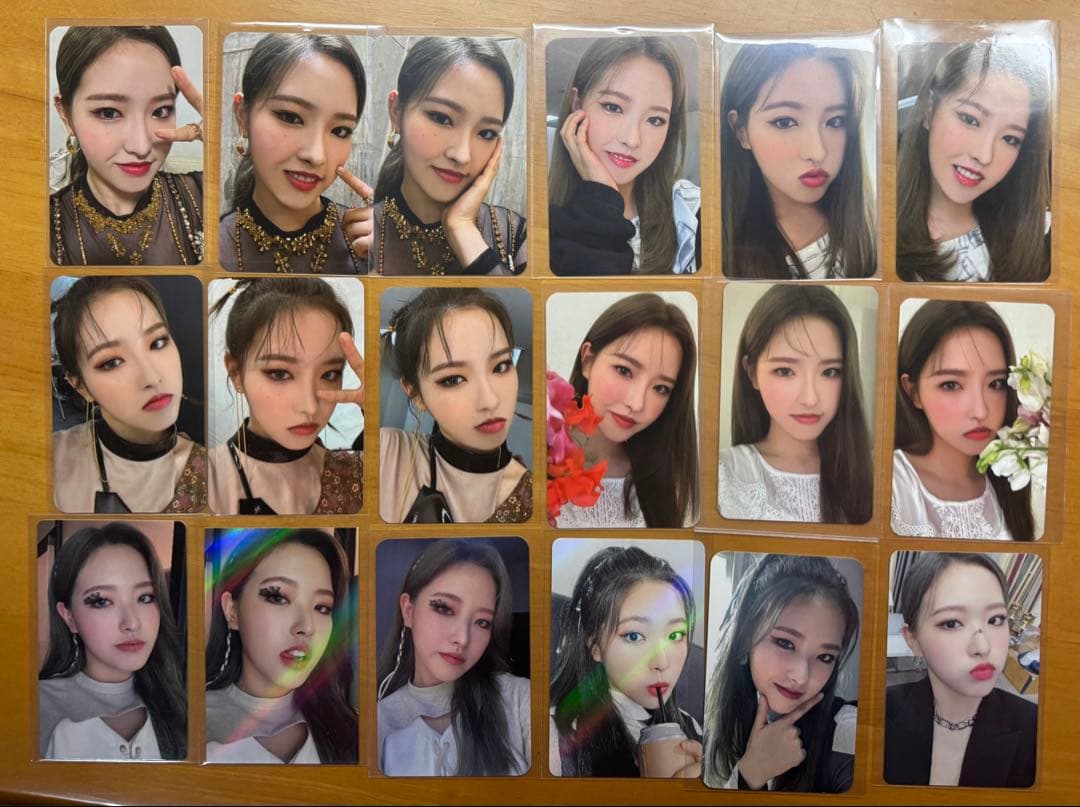 LOONA Olivia Hye オリビアへ [&]トレカ セット