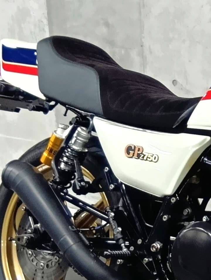 Z750GP　シート　低反発　ゲルザブ加工済　アルカンターラ　スエード　極美品 2026年最新】Yahoo!オークション -z750gp シートの中古品・新品・未