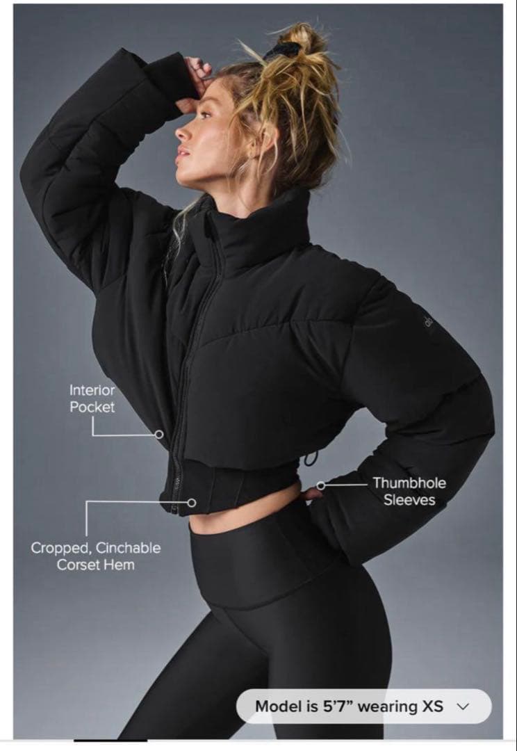 alo クロップド ブラック ダウンジャケット - メルカリ