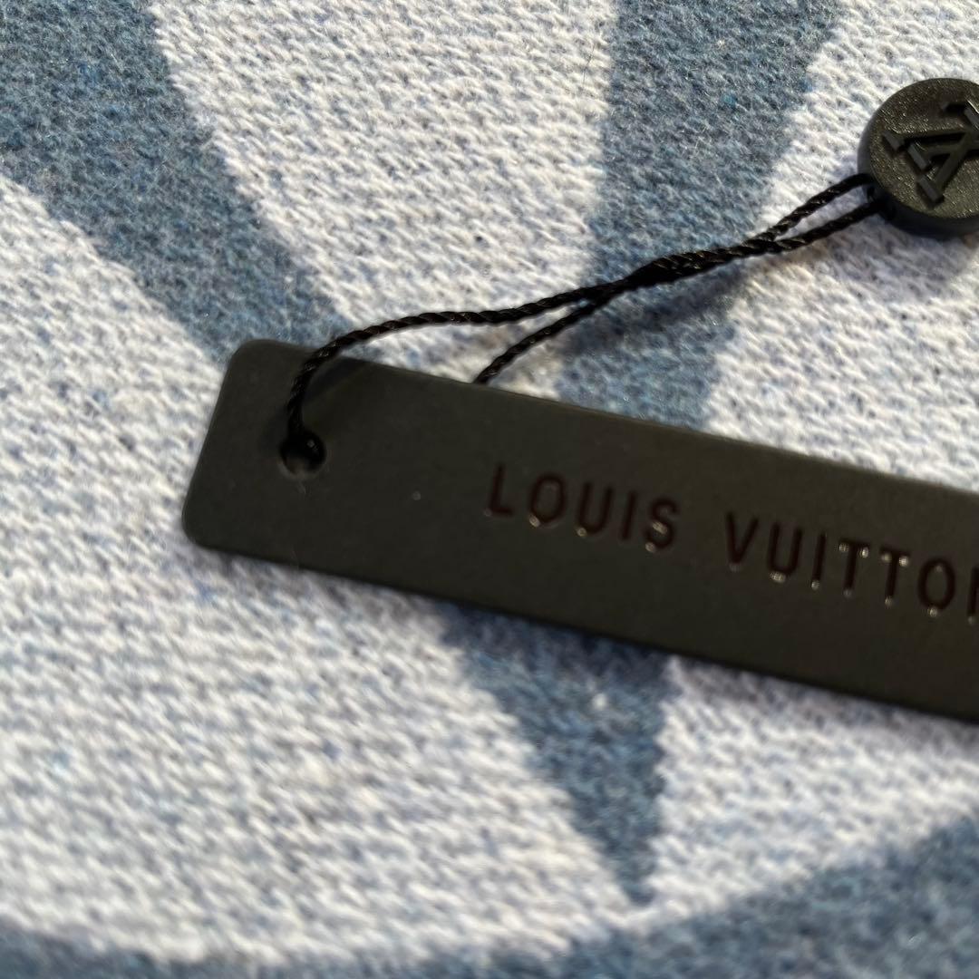 新品タグ付き☆Louis Vuitton ブルー マフラー ロゴ入り ノベルティ