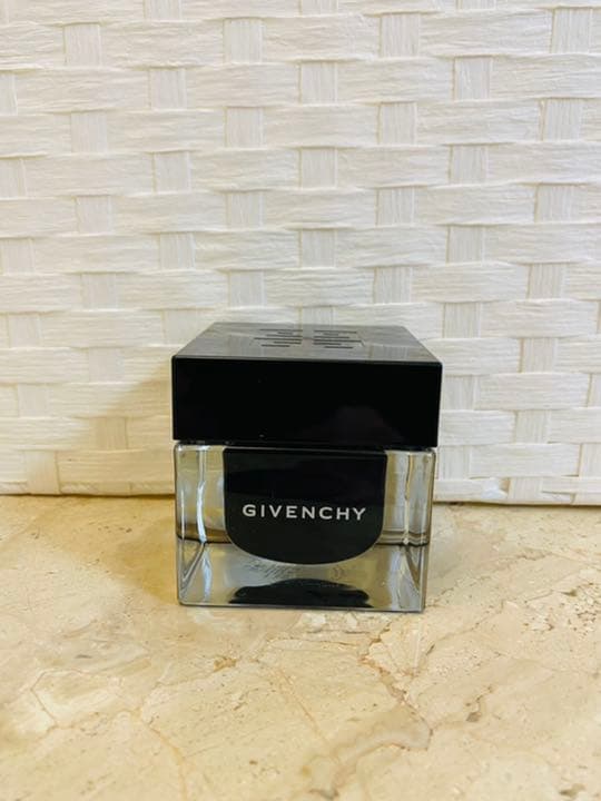 【ジバンシイ】 ソワン ノワール クレーム 50ml GIVENCHY（GIVENCHY） ソワン ノワール クレーム N（レフィル） 通販