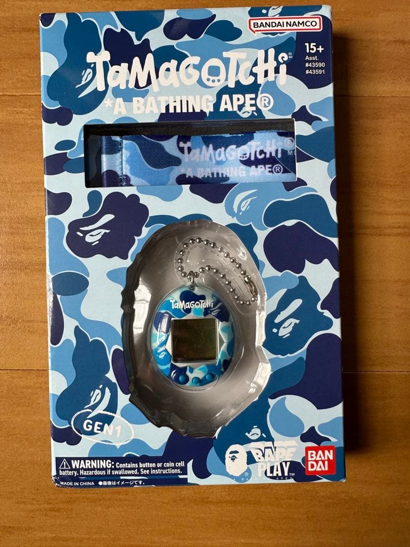 A BATHING APE × たまごっち