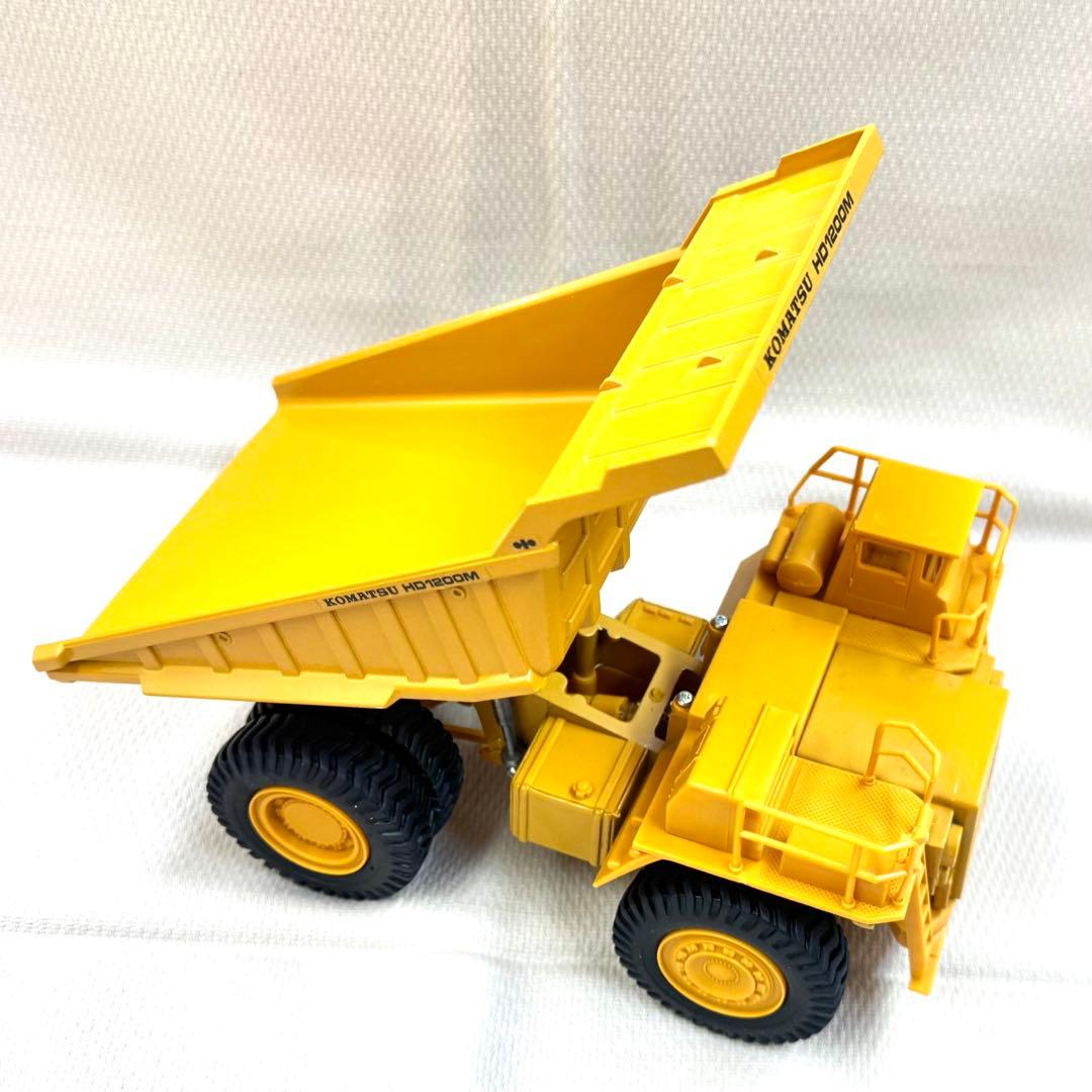 コマツ HD1200Mダンプ + D475Aブルドーザー 2台セット - メルカリ