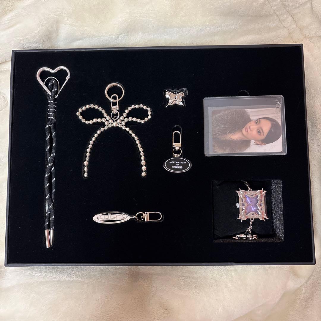 aespa ニンニン 誕生日 バースデー 中華 中国 センイル トレカあり