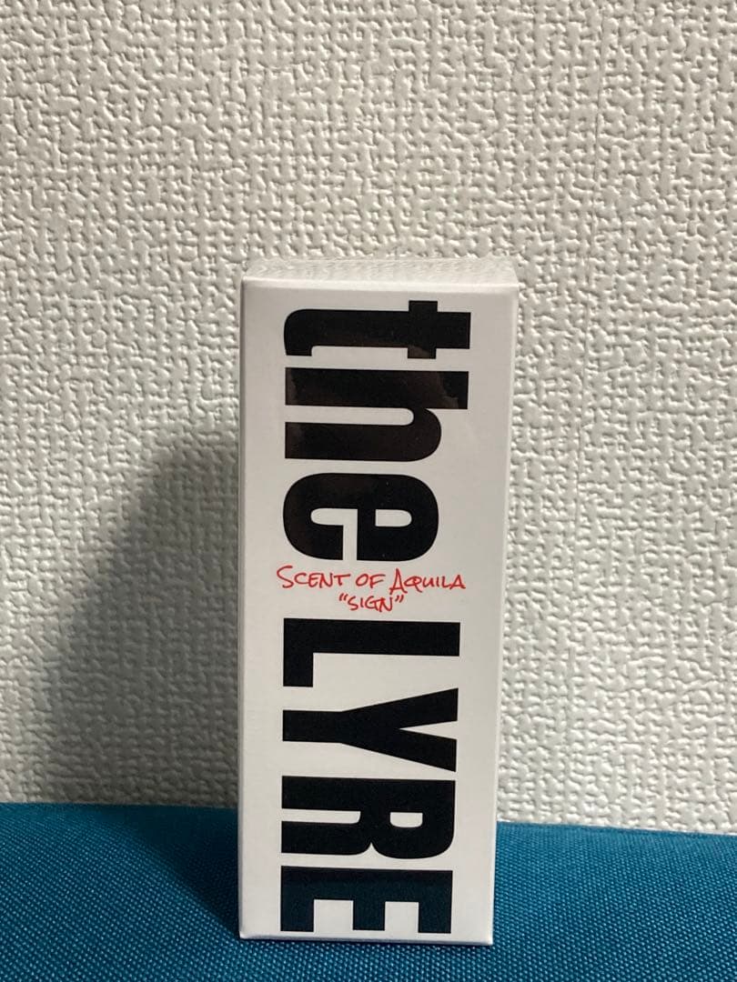 vistlip 智 the LYRE Scent of Arquila SIGN greek lyre