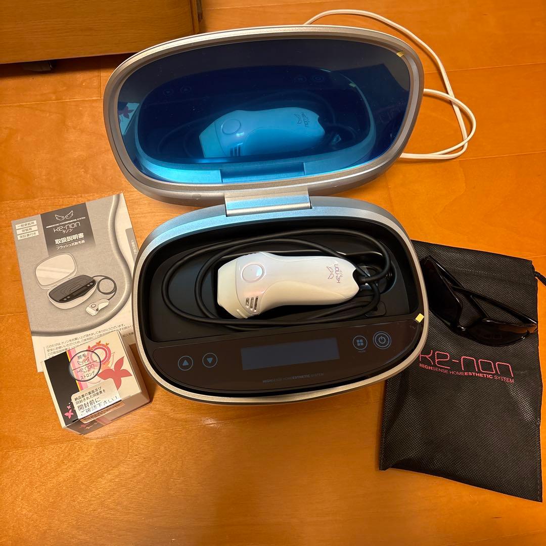 ケノン脱毛器 ホワイト