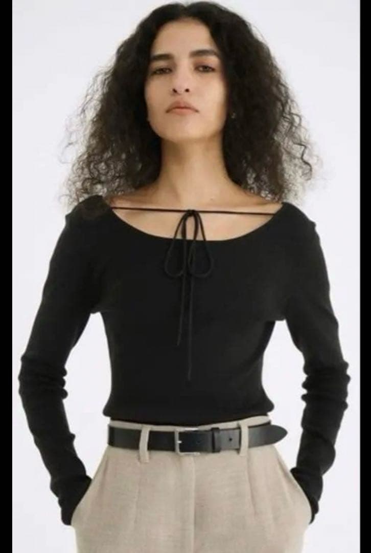 即*k様 新品CLANE ARRANGE RIBBON KNIT TOPS BL