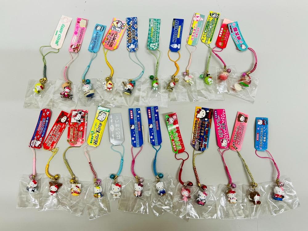 ◆サンリオ HELLO KITTY ご当地 ストラップ 23個セット 08271 サンリオ HELLO KITTY ご当地ストラップ 大量入荷しました!!｜2026年03