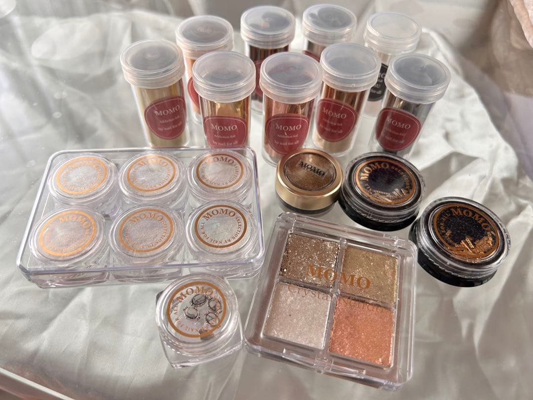 MOMO ネイルカラー パーツ　ホイル　44個セット MOMO ネイルカラー パーツ ホイル 44個セット