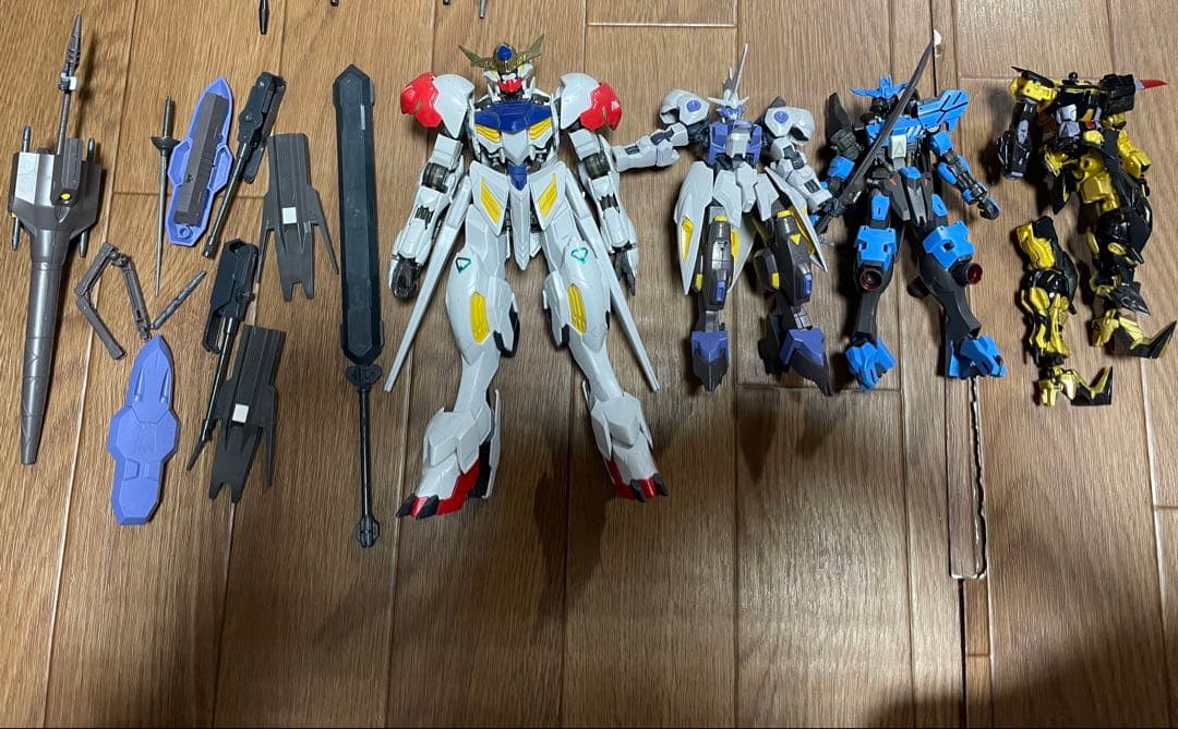 ガンプラジャンク まとめ売り - メルカリ