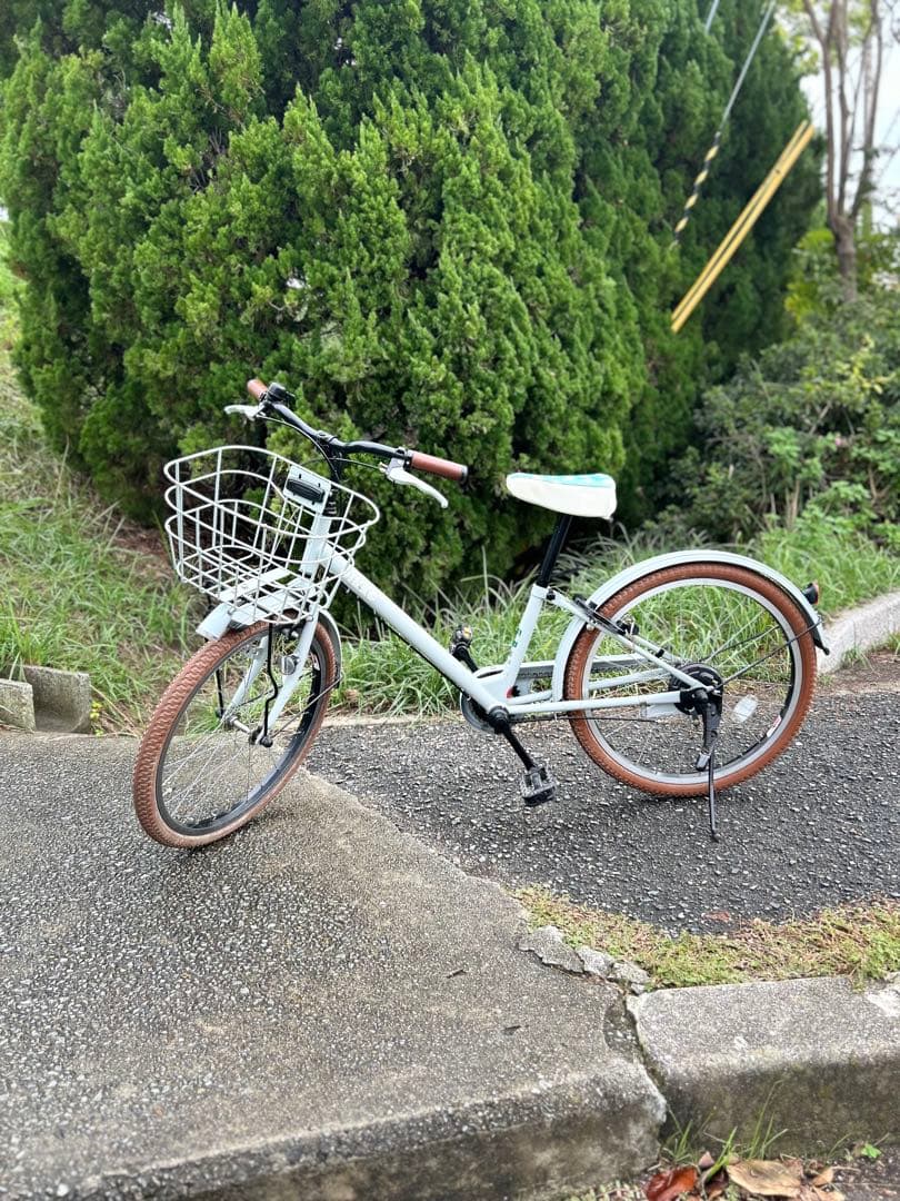 ★引取限定★ bikke j 子供用自転車 ホワイト フロントバスケット付き