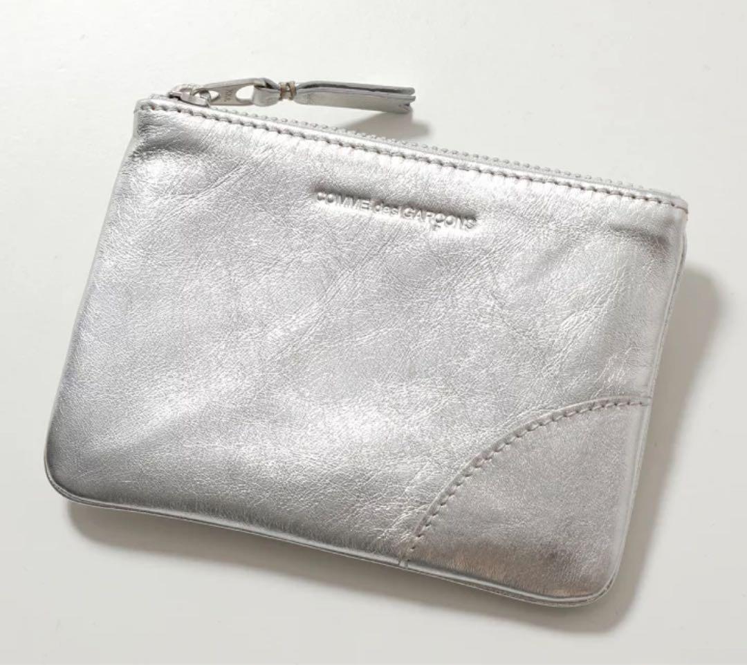 COMME des GARÇONS シルバー ケース、フラグメントケース