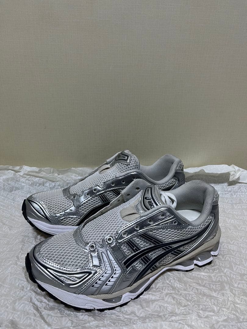 靴 asics GEL-KAYANO 14 WHITE/GRAPHITE GREY