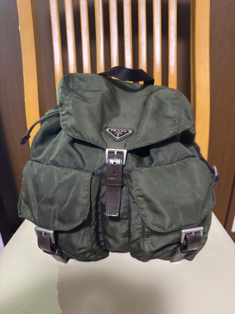PRADA オリーブグリーン バックパック - PRADA オリーブグリ