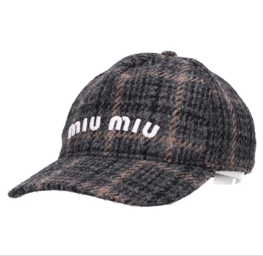 miumiu ミュウミュウ キャップロゴ刺繍チェック柄