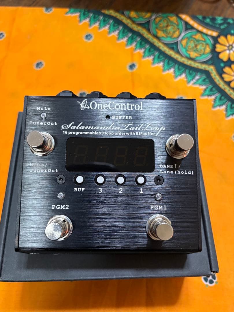 ギター One Control Salamandra Tail Loop