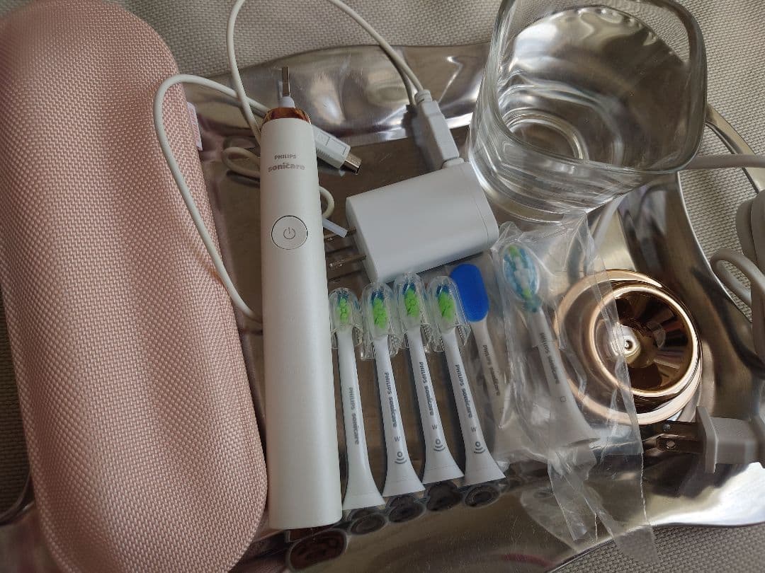 本体　替えブラシ ソニッケアー ダイヤモンドクリーン HX9382/02 ケース