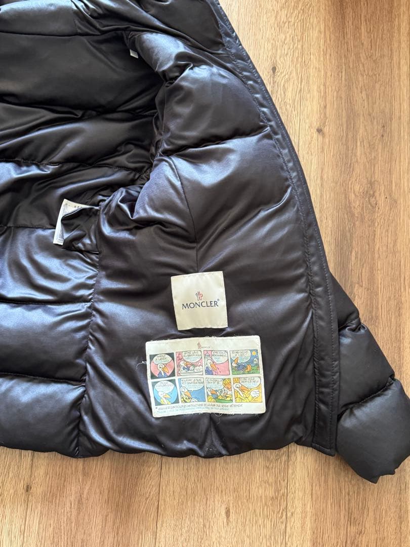 スヌスヌ様専用。 美品❣️MONCLER ネイビーダウンジャケット フード