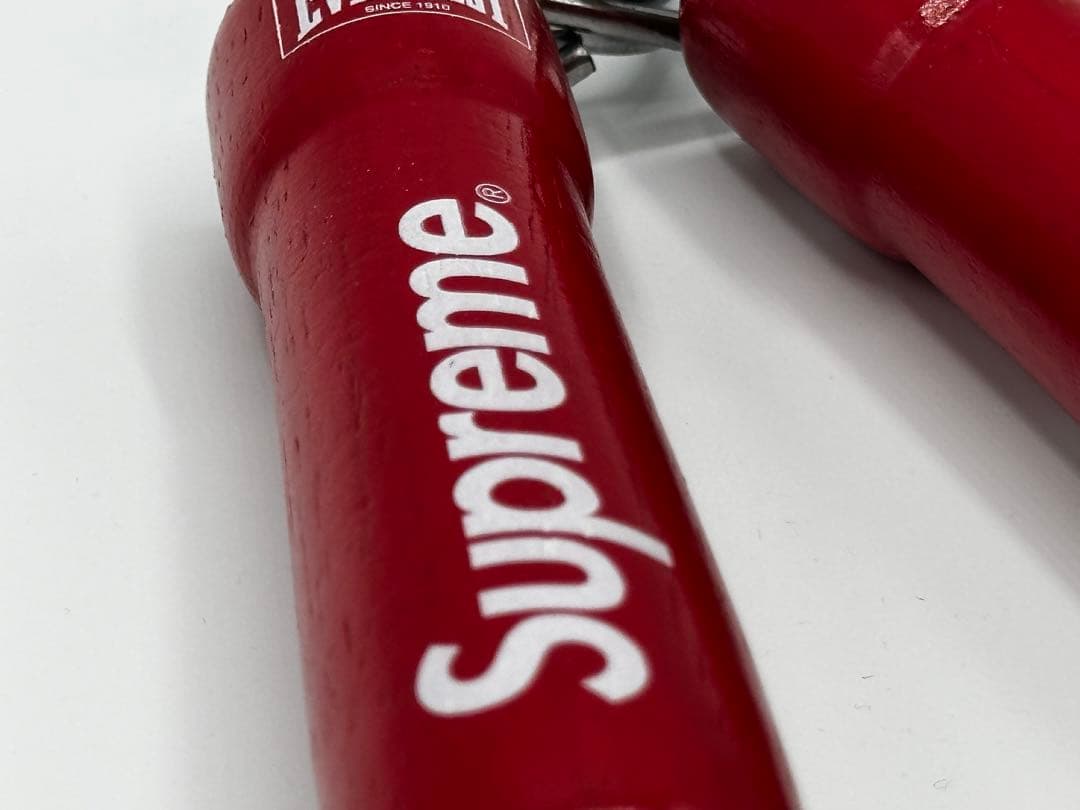 Everlast Supreme ハンドグリップ レッド - メルカリ