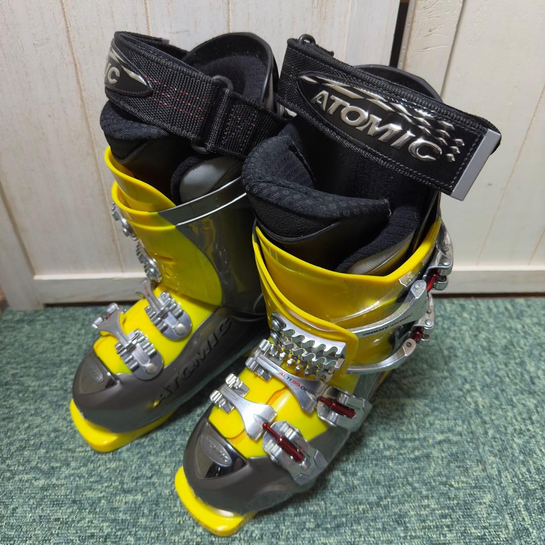 ATOMIC アトミック スキーブーツ 23.5cm