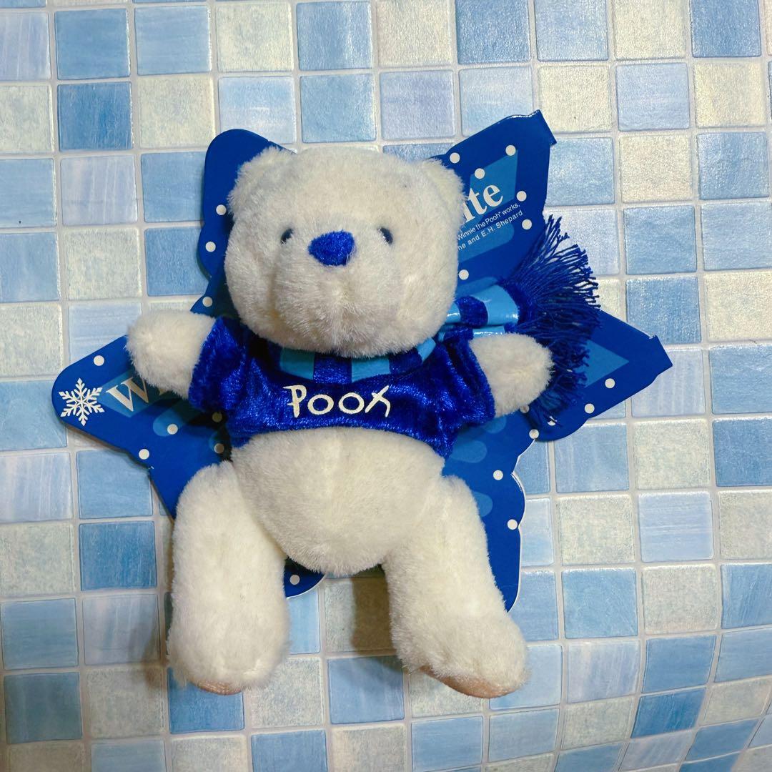 ディズニーストア　ウィンターホワイト　足が動く　くまのプーさん　激レア プーさんと仲間たちに雪が積もって真っ白に！冬のコレクション「WHITE